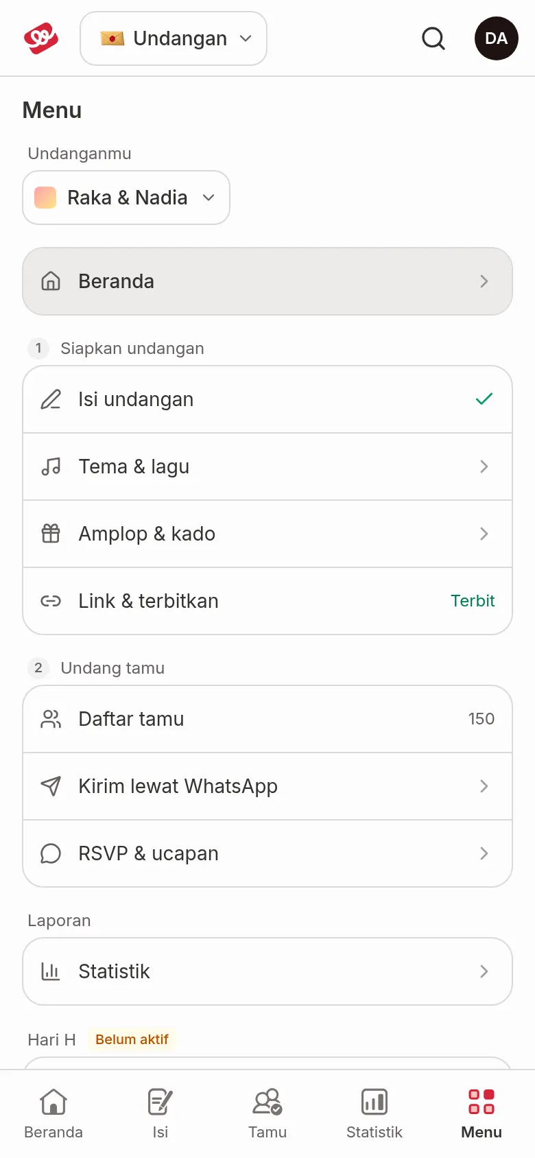 Tab Menu di HP berisi pilihan Undanganmu, kelompok Siapkan undangan, Undang tamu, dan Laporan, serta tab bar Beranda, Isi, Tamu, Statistik, Menu