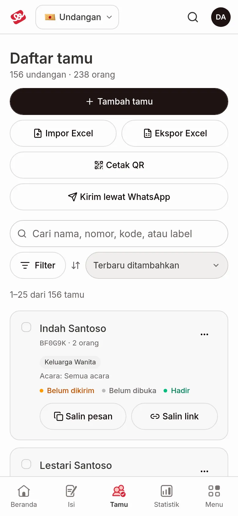 Daftar tamu di HP berupa kartu tamu dengan tombol Tambah tamu, Impor Excel, Ekspor Excel, Cetak QR, kolom Cari tamu, Filter, dan Urutkan